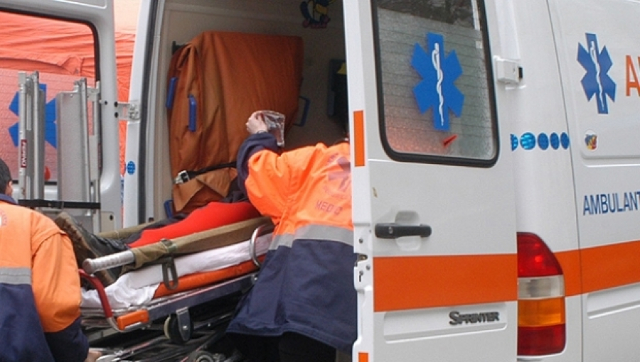 Biciclist rănit în urma unui accident rutier
